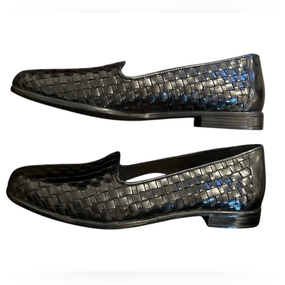Trotter Liz Black Woven Pattern Slip-ons Women’s size 8N New In Box - Picture 6 of 10